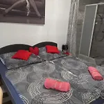 Grevia Apartman *