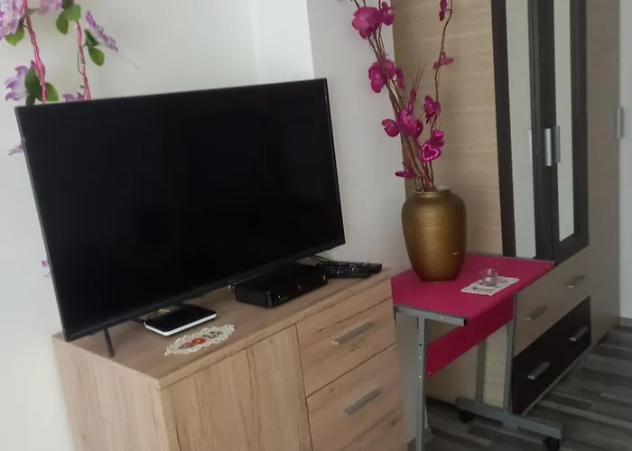Grevia Apartment *